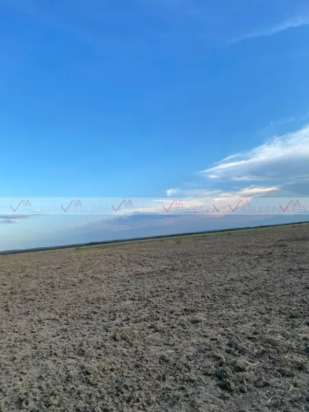 Terreno en venta en Vaqueros [Estación], Cadereyta Jiménez — foto 2 de 12