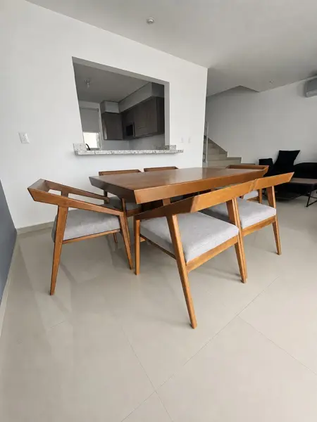 Casa en venta en Los Valdez, Saltillo — foto 2 de 7