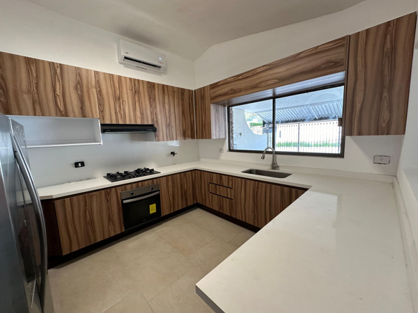 Casa en venta en Jardines de Campestre, San Pedro Garza García — foto 3 de 14