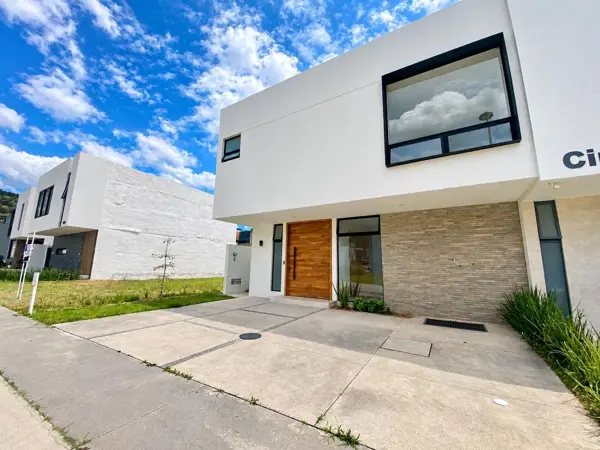 Casa en venta en El Edén, Tlajomulco de Zúñiga — foto 2 de 26