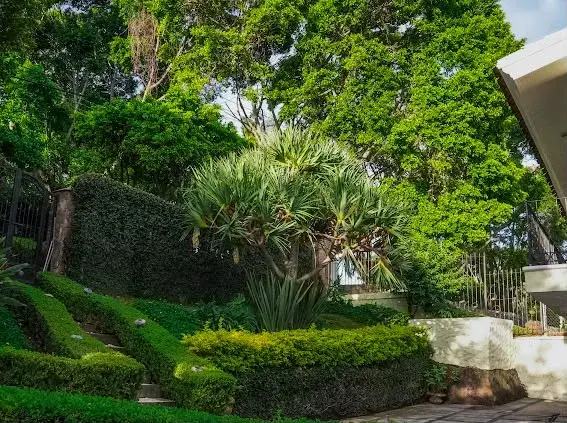 RESIDENCIA EN VENTA LAS CAÑADAS COUNTRY