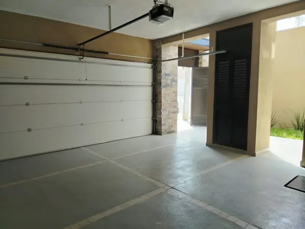 Casa en venta en La Rosa, Saltillo — foto 3 de 30