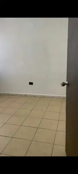 Casa en venta en Brisas Poniente, Saltillo — foto 2 de 6