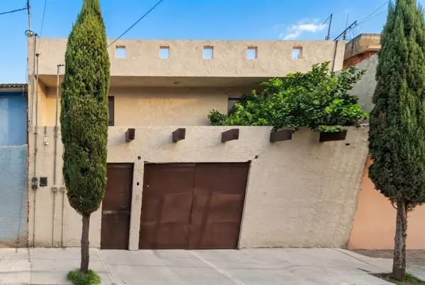 CASA DE 4 RECÁMARAS EN EVOLUCIÓN | $1.8 MDP TGLJ