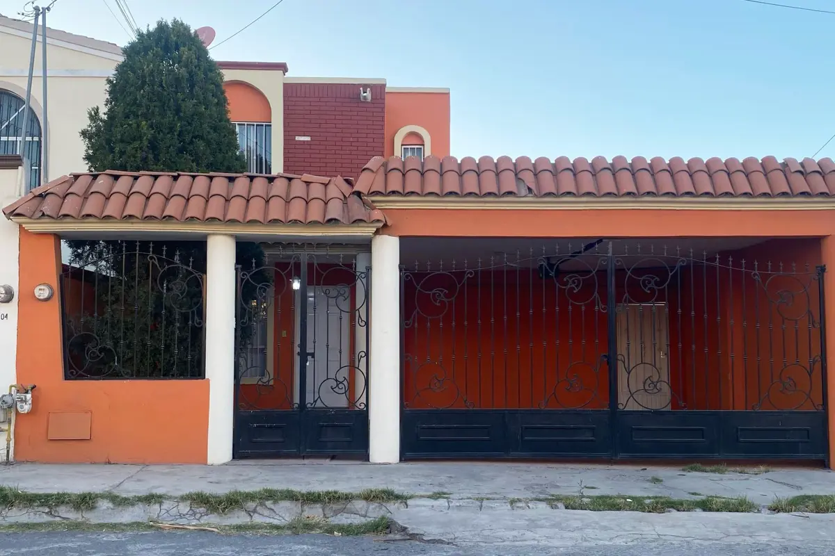 Casa en renta en Jardines Coloniales, Saltillo — foto 1 de 21