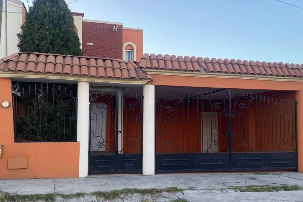 Casa en renta en Jardines Coloniales, Saltillo — foto 2 de 21