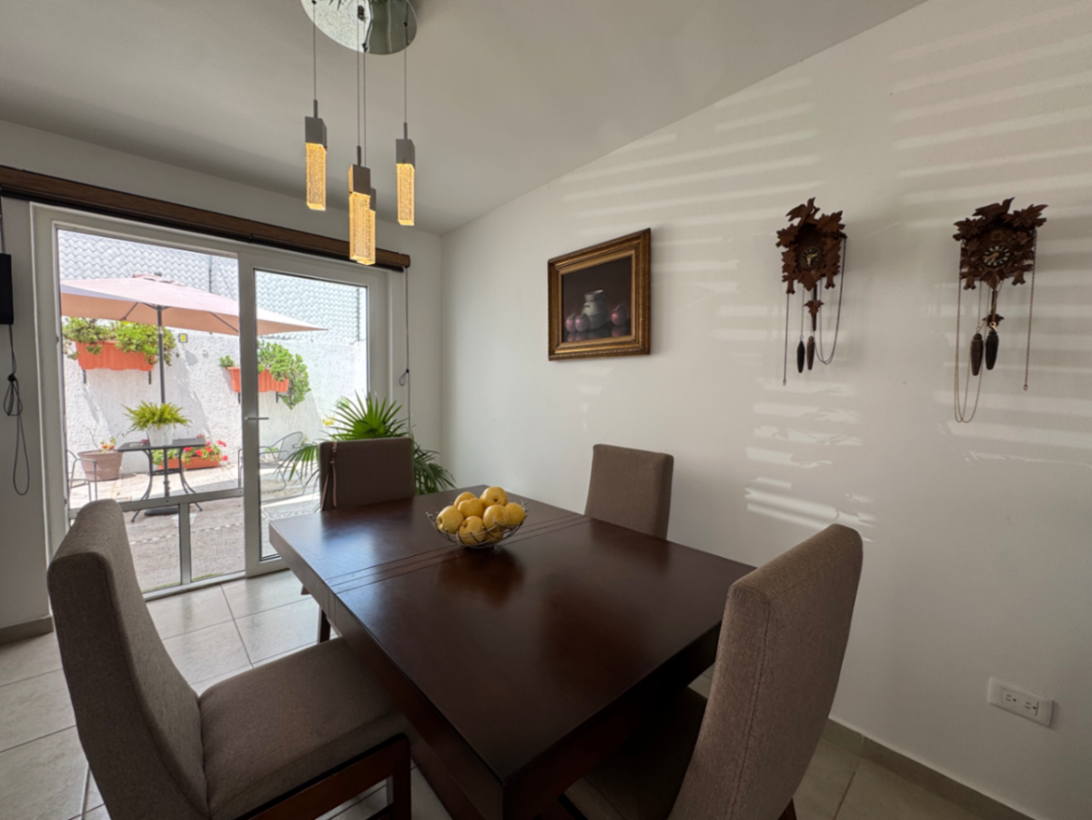 Casa en venta en Paseos del Bosque, Corregidora — foto 1 de 15