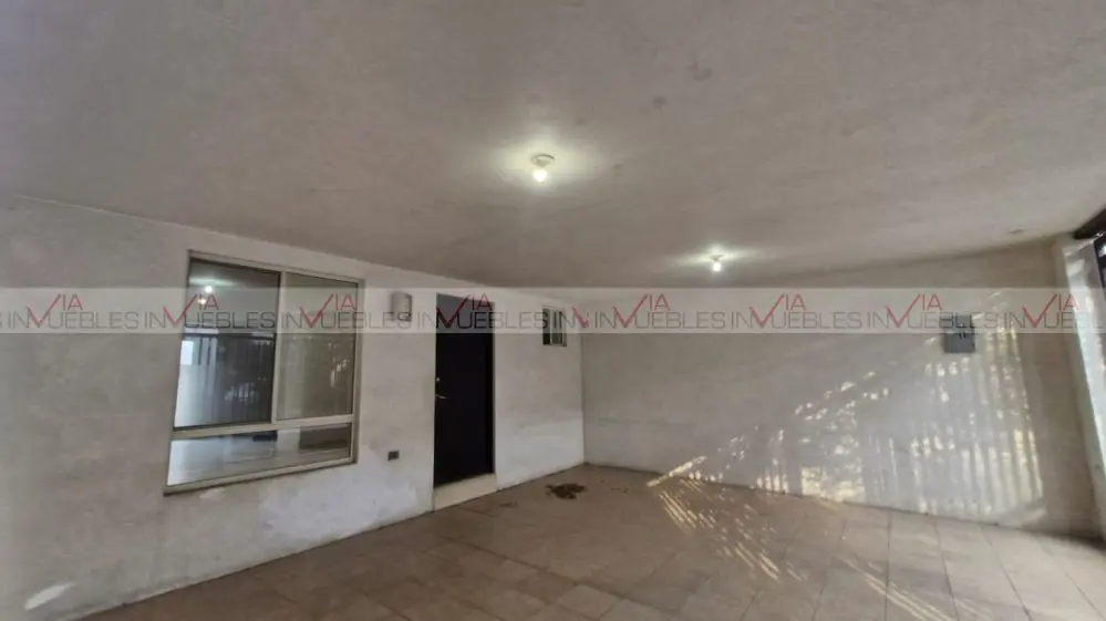 Casa en renta en Lomas Quetzales, García — foto 1 de 20