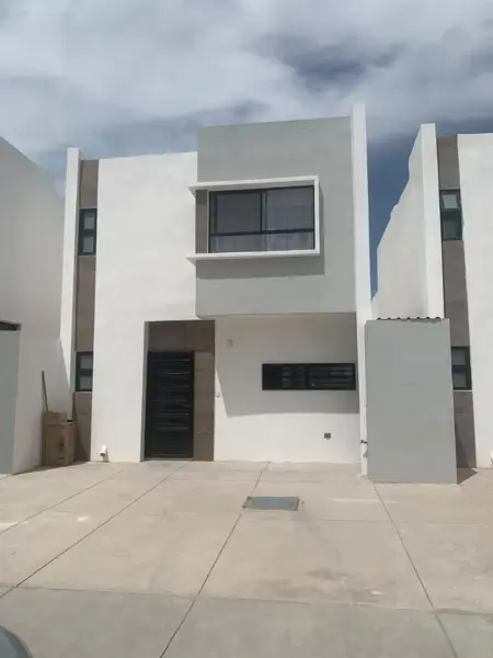Casa en Renta en Paseo Aurea, Torreón: Espaciosa y Bien Ubicada