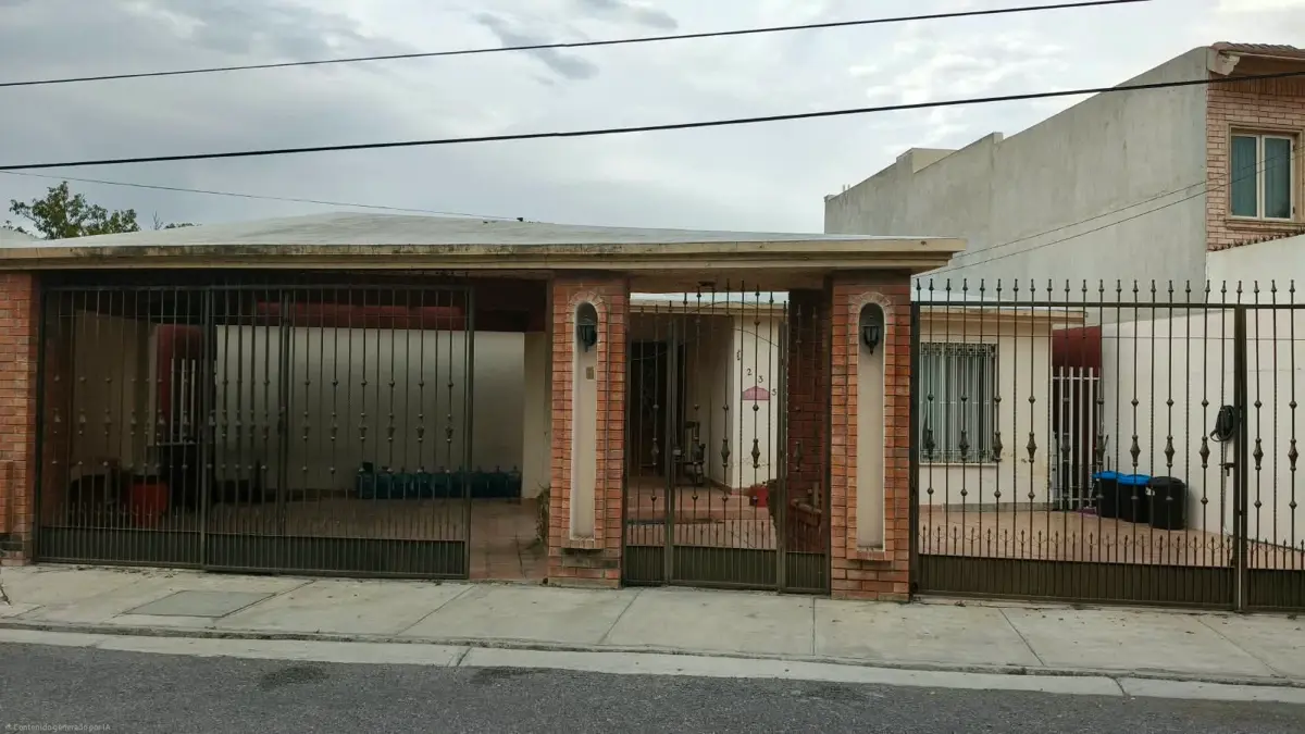 Casa en venta en Los Doctores, Saltillo — foto 1 de 15