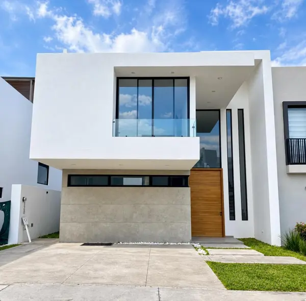 PRECIOSA Y AMPLIA CASA EN VENTA FRACC. EL EDÉN (ZONA BOSQUES DE SANTA ANITA)