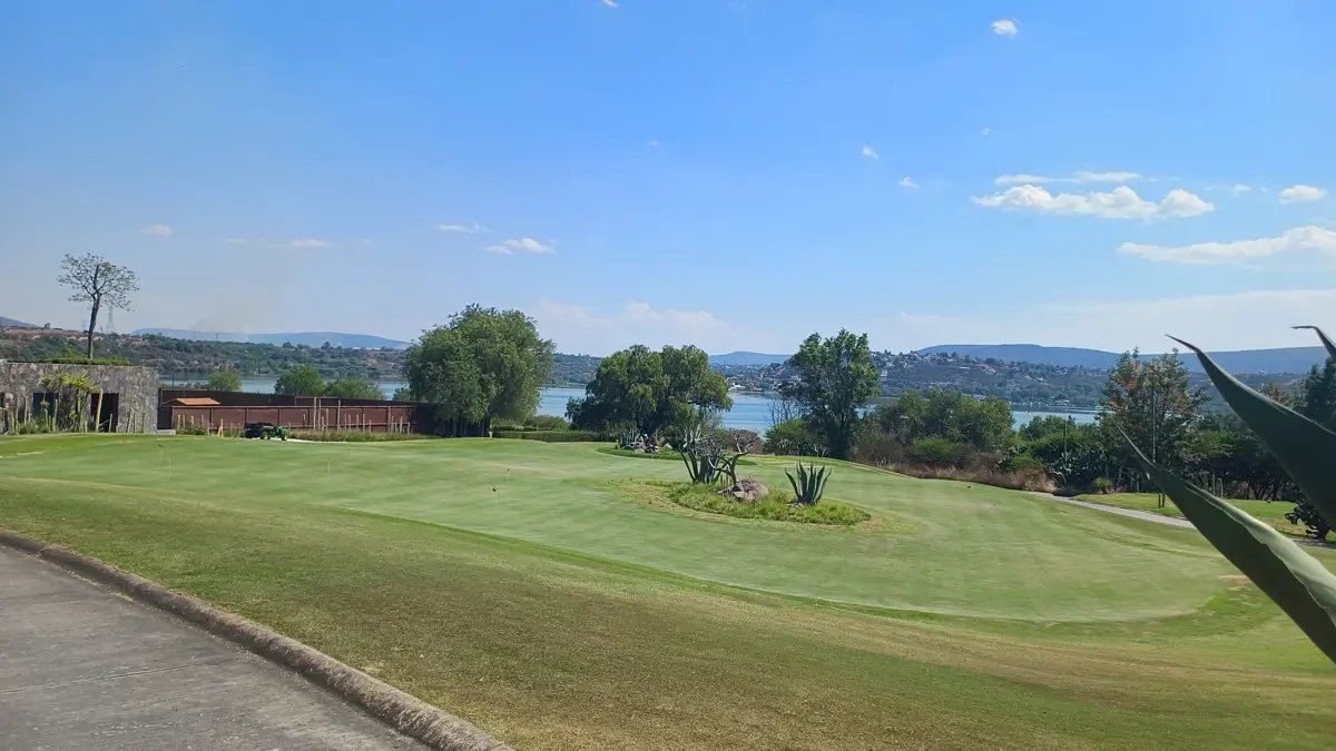 Terreno en venta en Paseos Tepeji, Tepeji del Río de Ocampo — foto 1 de 200