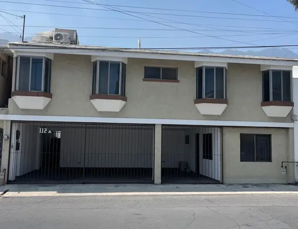 Departamento en Renta en Mirasierra
$35,000 Aval 
3 Recámaras
2 Baños
NO estudiantes ni mascotas