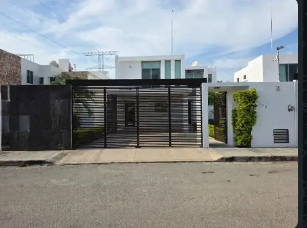 Casa en Renta en Temozón Norte