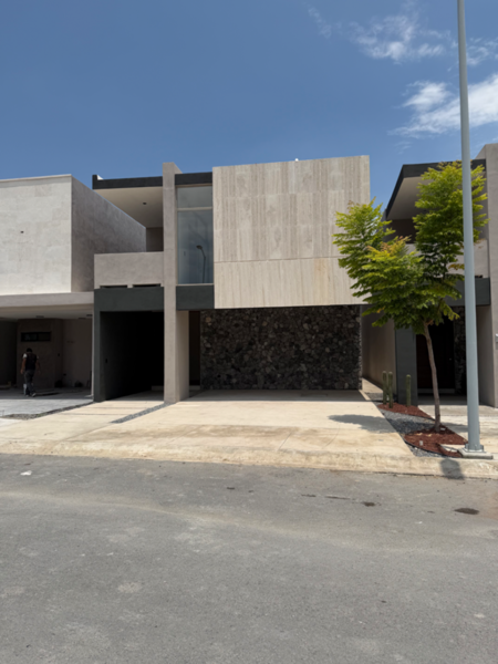 Casa en venta en Privada Casa de Piedra