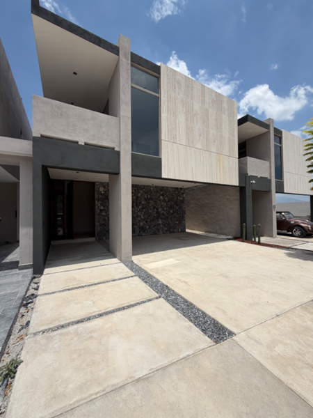 Casa en venta en Hacienda San Jerónimo, Saltillo — foto 2 de 22
