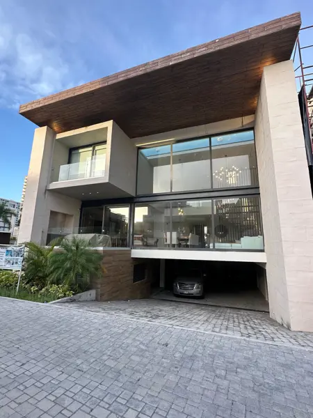 Exclusiva Villa de Lujo | 4 Niveles | Rooftop, Alberca Privada y Muelle