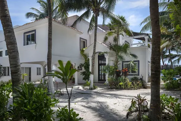 HOTEL BOUTIQUE BEACHFRONT EN VENTA EN TULUM  Tan Kah  POSIBLE AMPLIACION!