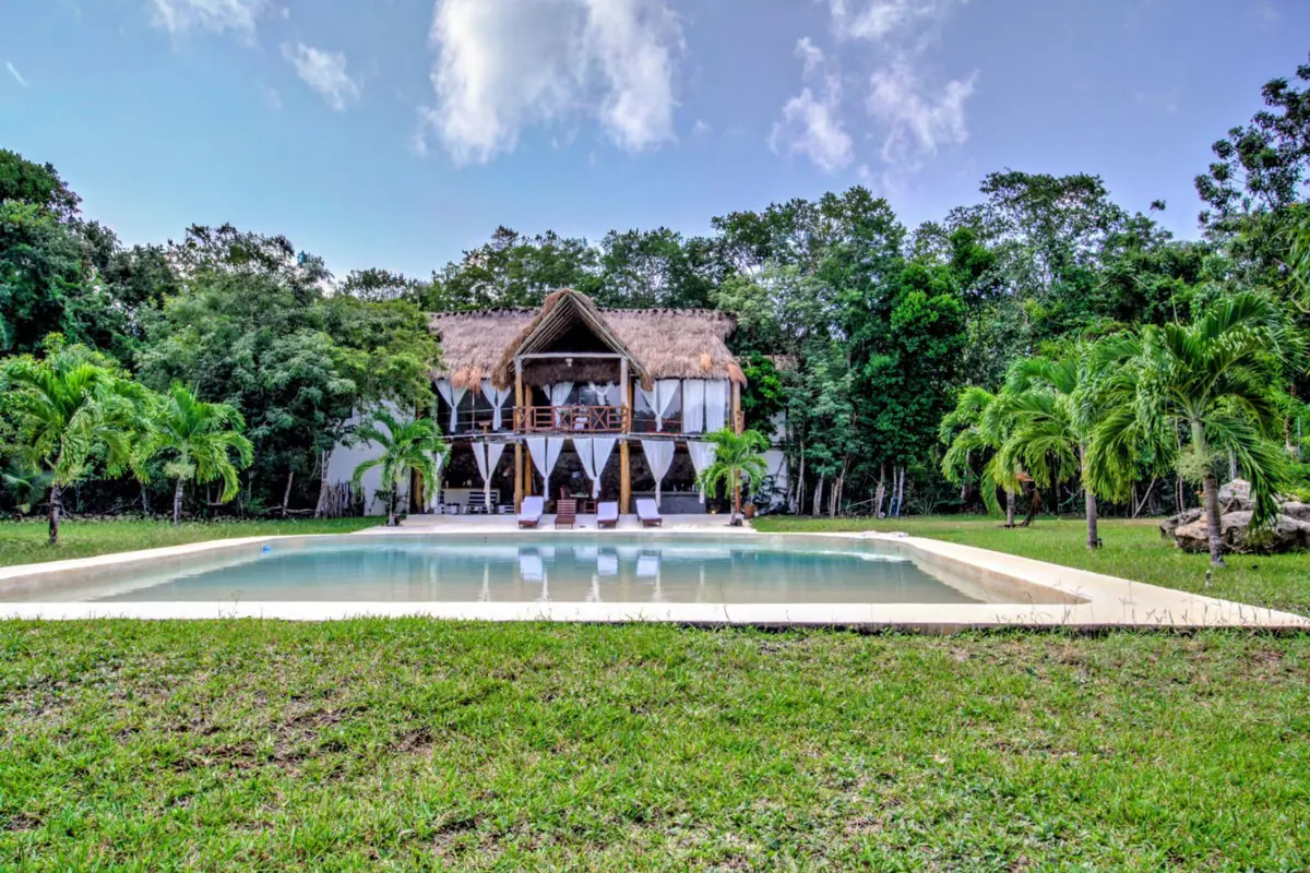 Finca-Rancho en venta en Puerto Aventuras, Playa del Carmen — foto 1 de 10
