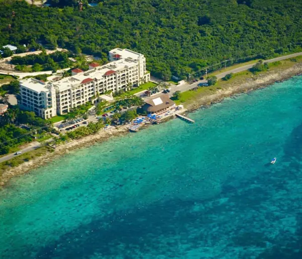 TERRENO FRENTE AL MAR IDEAL PARA HOTEL O CONDOMINIOS DE LUJO EN COZUMEL