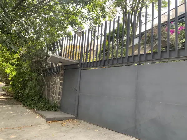 Casa en venta en Lomas de Tecamachalco, Naucalpan de Juárez — foto 2 de 13