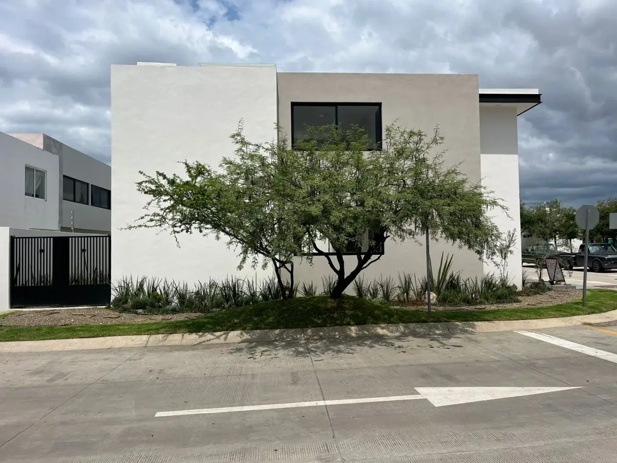 Casa en venta en El Molino Residencial y Golf, León — foto 1 de 12