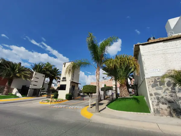 Casa en venta en La Condesa, León — foto 2 de 20