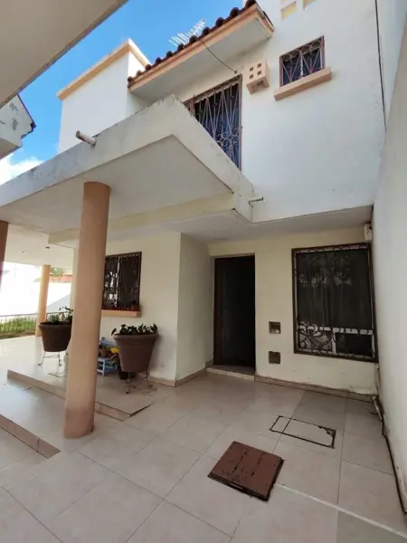 Casa en venta en La Condesa, León — foto 3 de 20