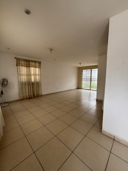Casa renta al poniente fraccionamiento privado