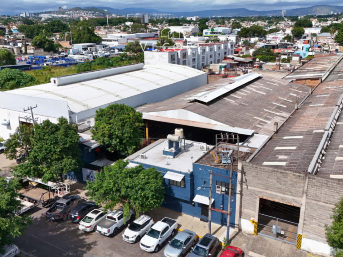 Bodega en venta en Lomas de Polanco, Guadalajara — foto 1 de 28
