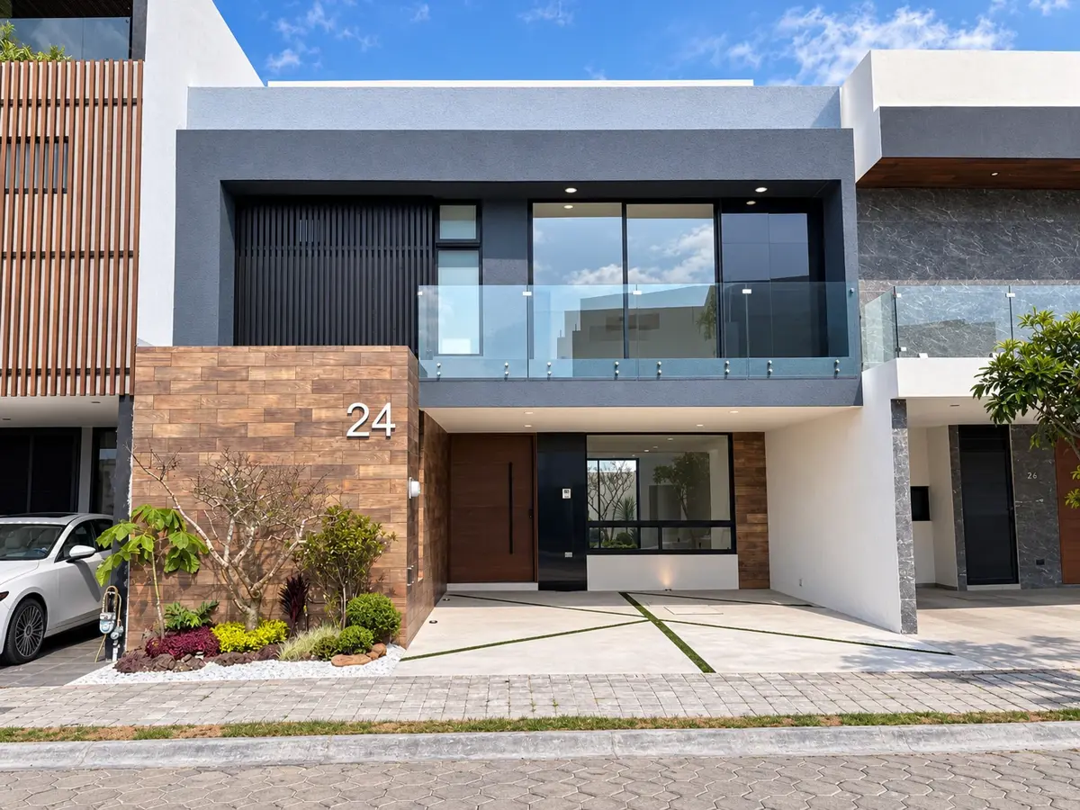 Casa en venta en Lomas de Angelópolis, Ocoyucan — foto 1 de 27