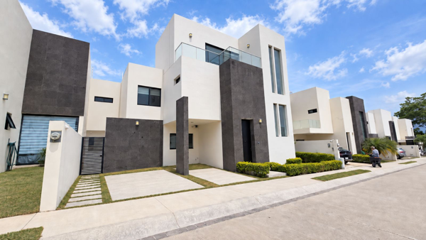 CASA EN VENTA, RESIDENCIAL LA CAÑADA, ZONA CLUB CAMPESTRE, TUXTLA GUTIERREZ, CHIAPAS