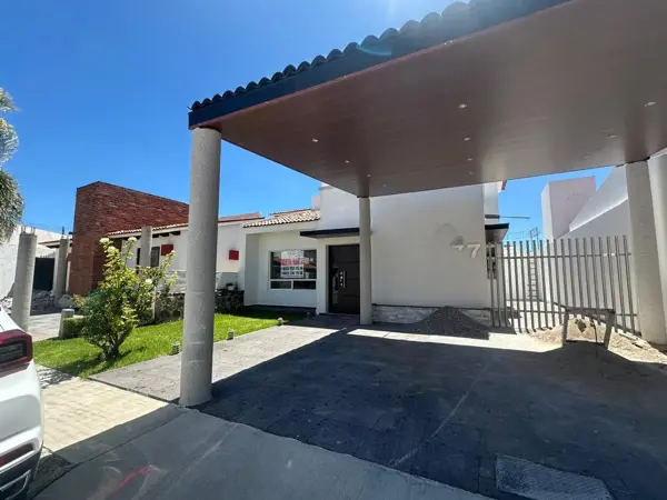 Casa en venta en Privada Bellavista, Corregidora — foto 2 de 27