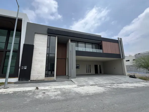 Casa en Venta en Bosques de las Misiones
Santiago, N.L