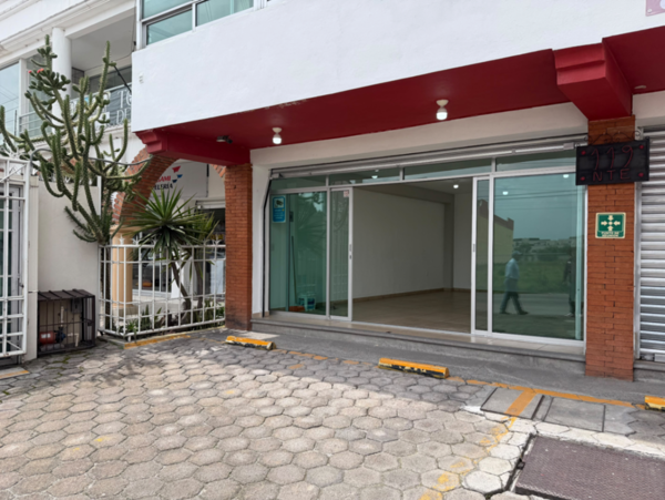 Local en Renta en Metepec: Ubicación Estratégica en Circuito Exterior Metropolitano