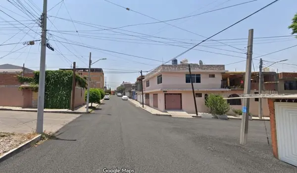 Casa en venta en Precursores de la Revolucion, Morelia — foto 2 de 5