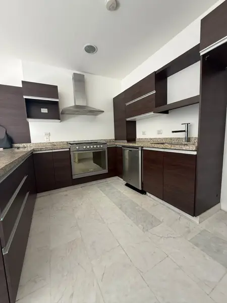 Departamento en venta en Vía Cordillera, Santa Catarina — foto 2 de 38