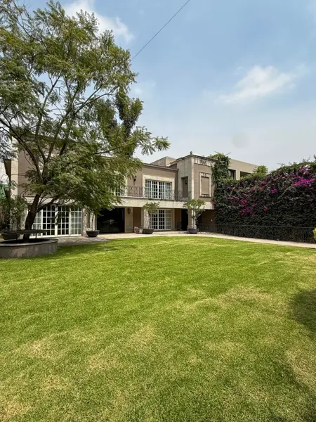 CASA EN RENTA CON PLUMA