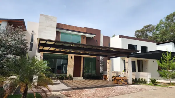 Casa en venta en Bosque Monarca, Morelia — foto 2 de 8
