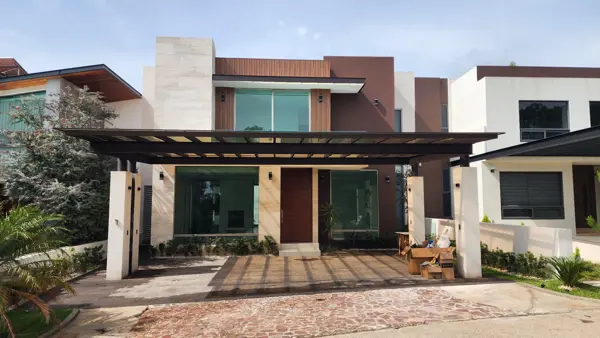 Casa en venta en Bosque Monarca, Morelia — foto 3 de 8