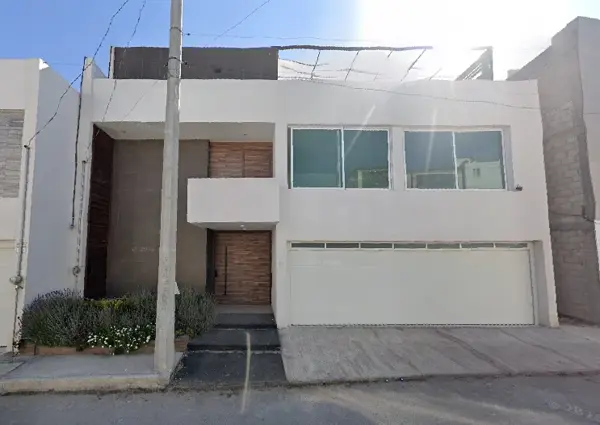 ¡OPORTUNIDAD ÚNICA! CASA EN REMATE