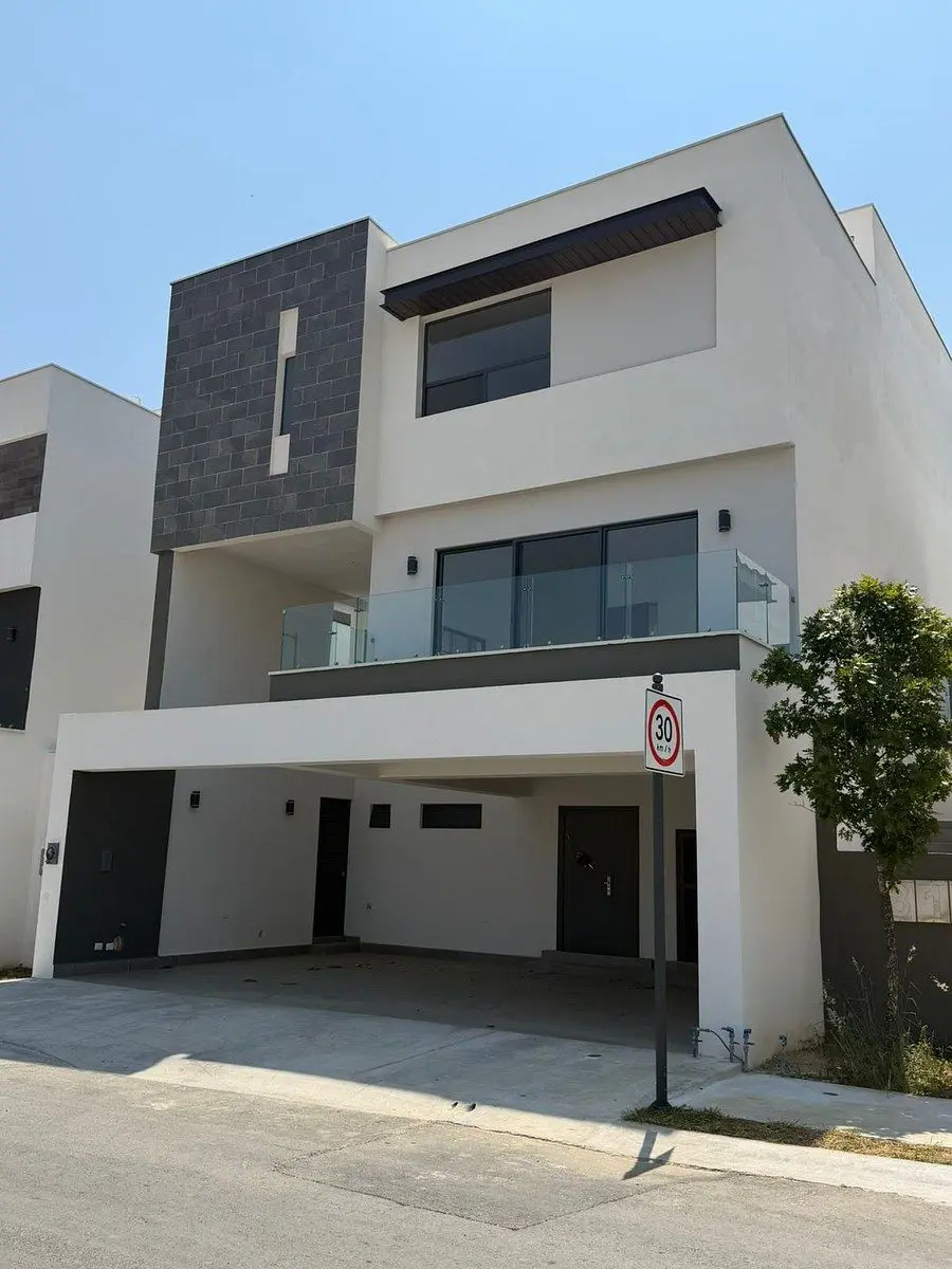 Casa en venta en El Barrial, Santiago — foto 1 de 12