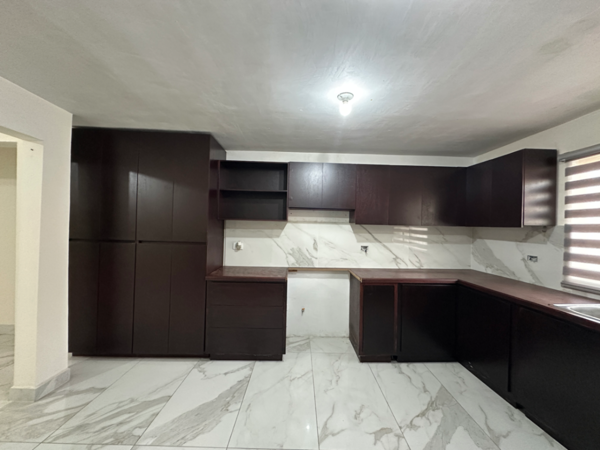 Casa en venta en Balcones de la Aurora, Saltillo — foto 3 de 24
