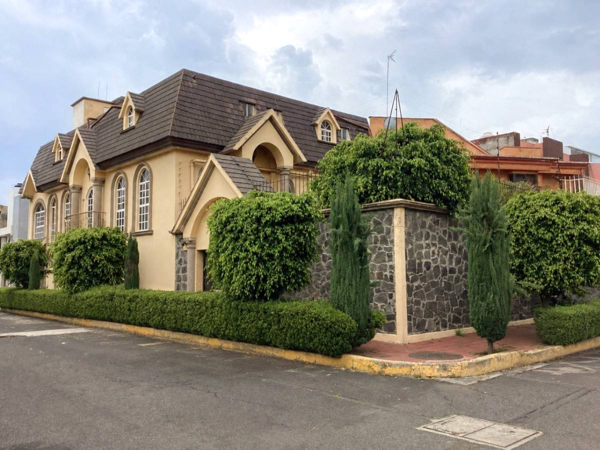 Casa en venta en Jardines de Coyoacán, Coyoacán — foto 2 de 2