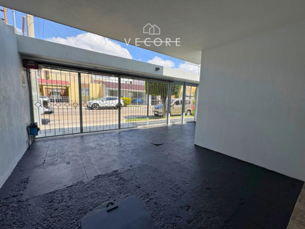 Casa en renta en Jardines Del Sol, Zapopan — foto 3 de 30
