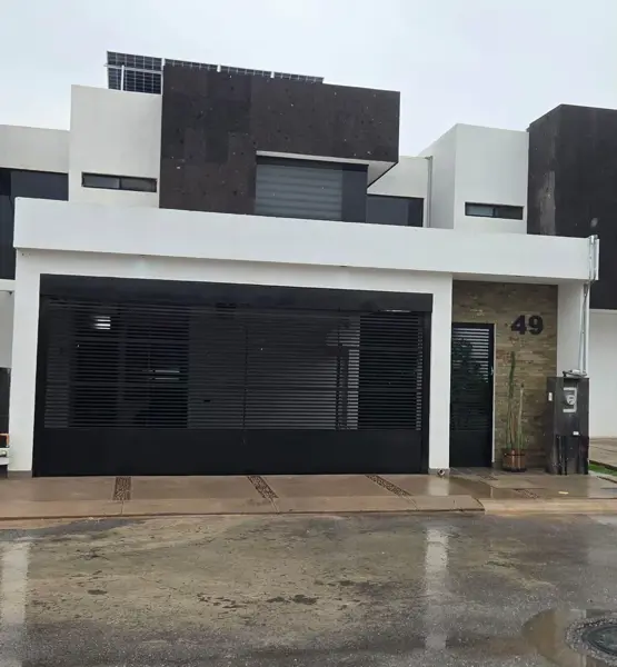 CASA EN VENTA EN VIÑEDOS