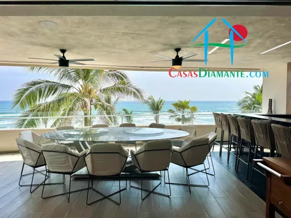 Exclusivo departamento de playa con terraza y vista al mar