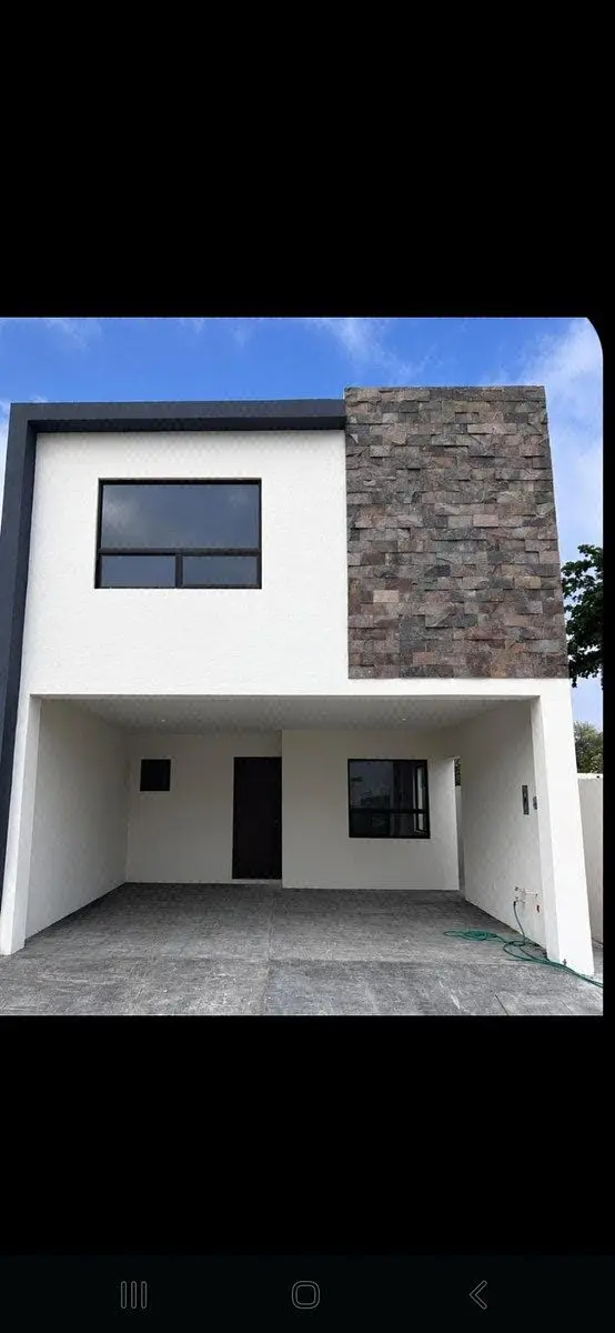 Casa en venta en Residencial Santa Regina, Victoria — foto 1 de 12