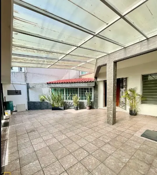 Casa en venta en Rinconada Coapa 1A Sección, Tlalpan — foto 3 de 34