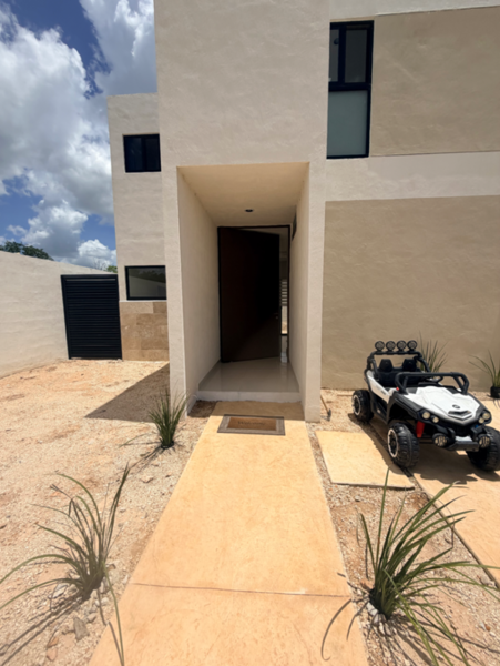 Casa en renta en Conkal, Conkal — foto 2 de 16